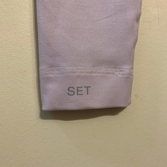 Set Active LUXFORM High Rise Leggings in 'Tulip’ Pink - Picture 8 of 10